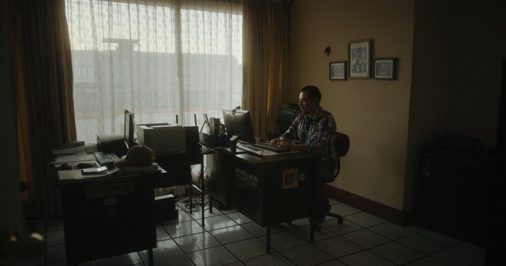 Coffee for Life Movie Office Manos Campesinas 02