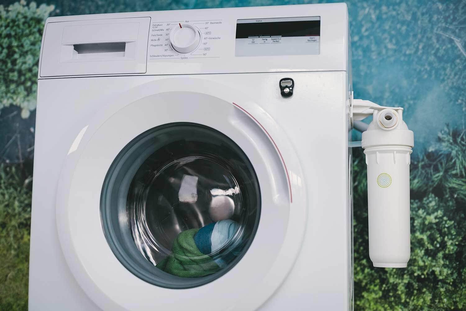 Mit diesem Filter reinigst du das Mikroplastik aus der Waschmaschine
