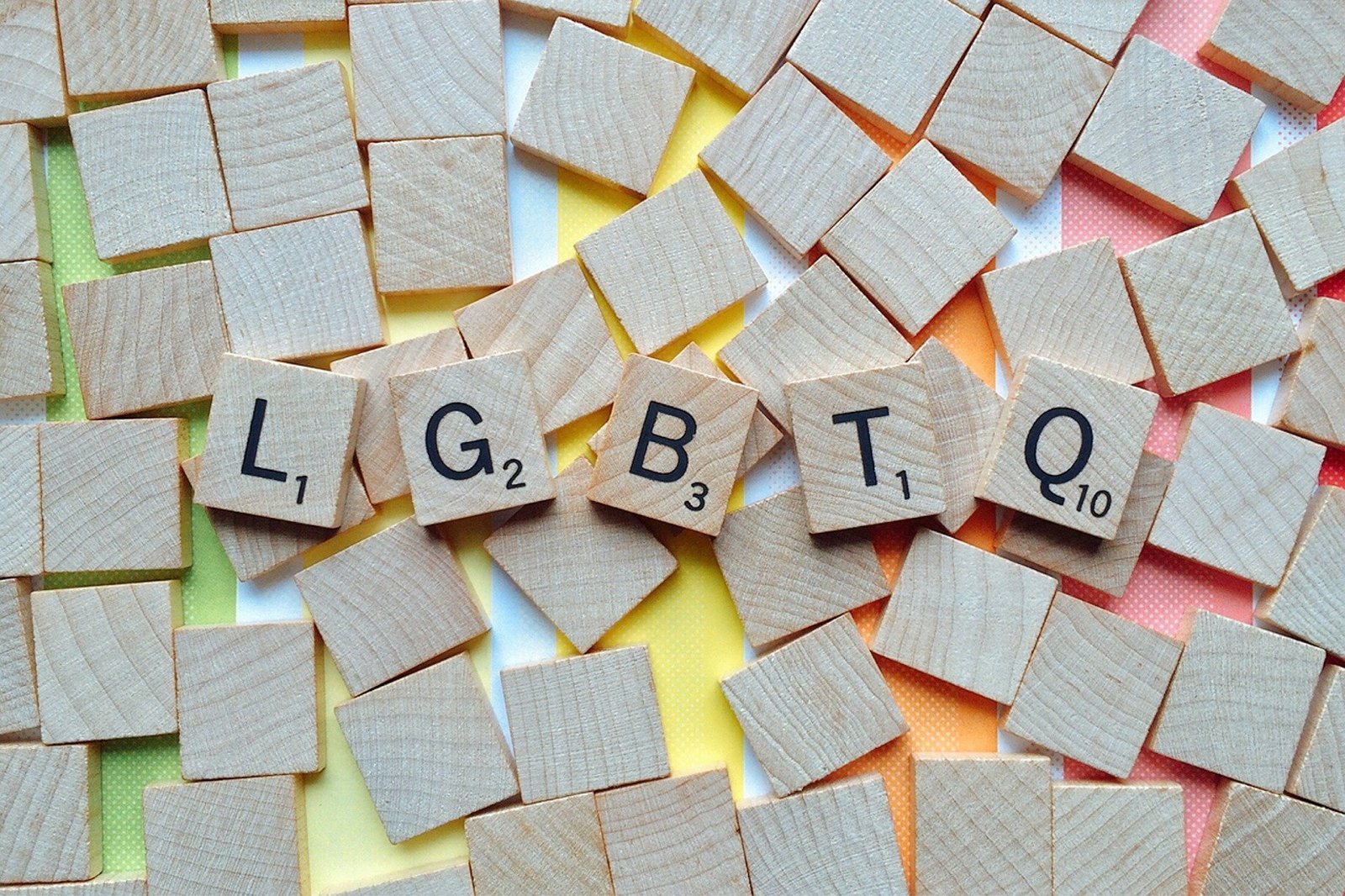 LGBTQ+ Unterricht, Scrabble Steine