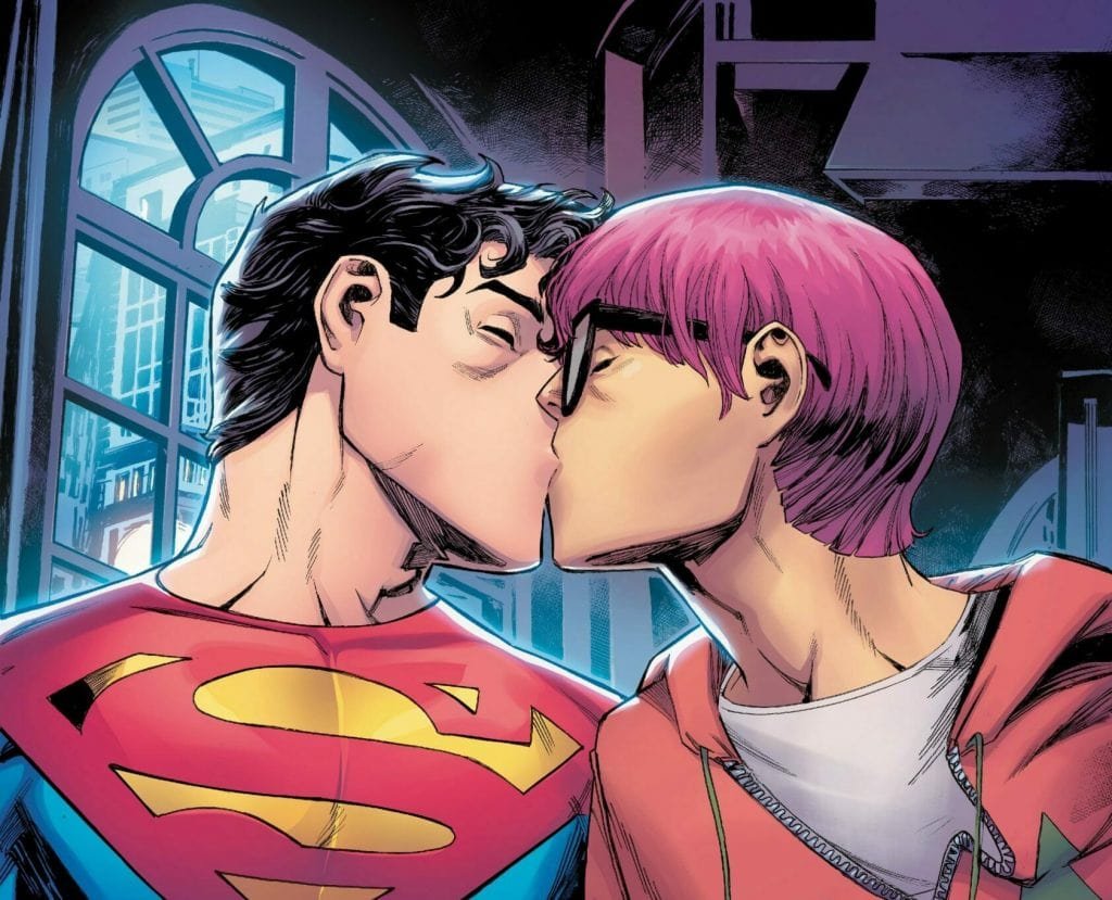 Jon Kent küsst Jay Nakamura, Superheld:innen