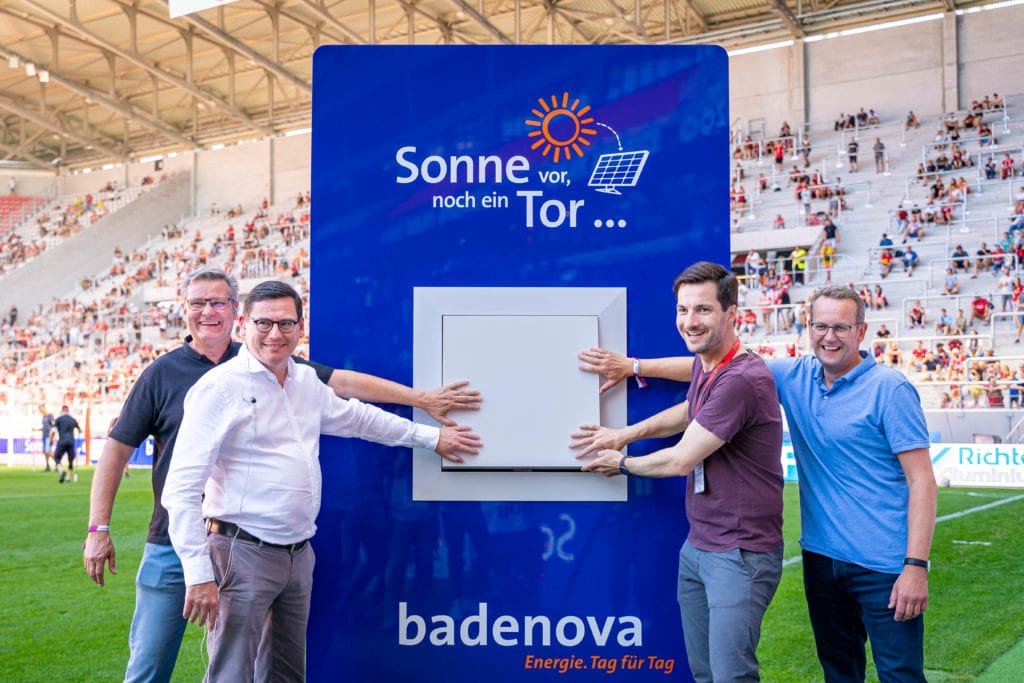 Einweihung Solardach SC Freiburg c badenova