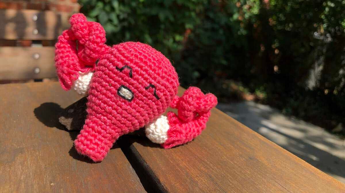 Während Personen mit Uterus in der Regel problemlos ein Rezept für klassische Verhütungsmethoden erhalten, ist die weibliche Sterilisation für viele Ärztinnen und Ärzte fast ein Tabuthema.