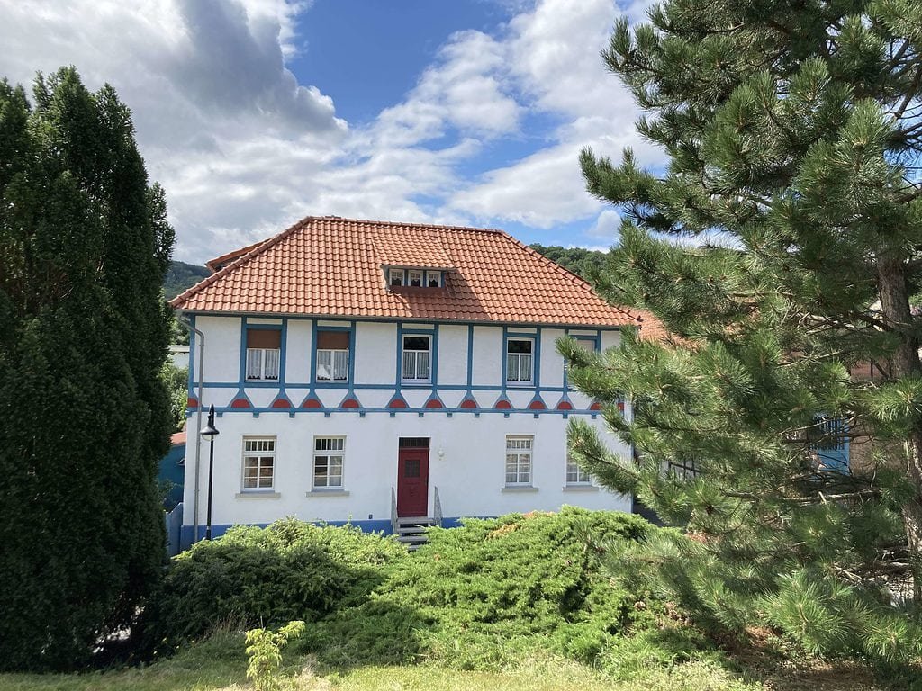 Hof 2 1 1
