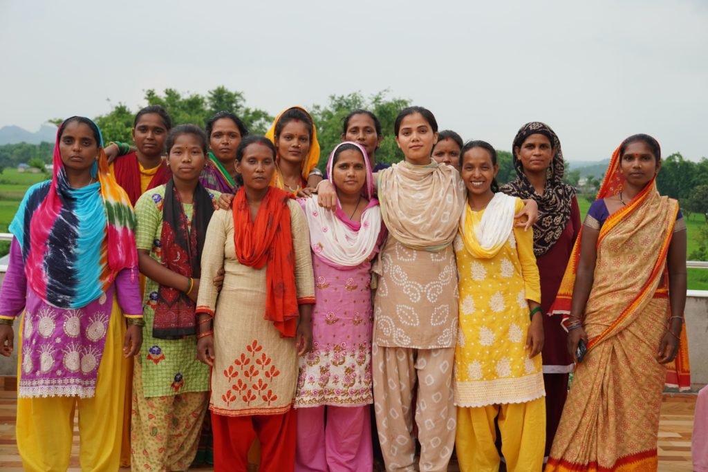 Nasreen mit Frauen aus ihrer Heimat. Foto: Foto: Nasreen Sheikh