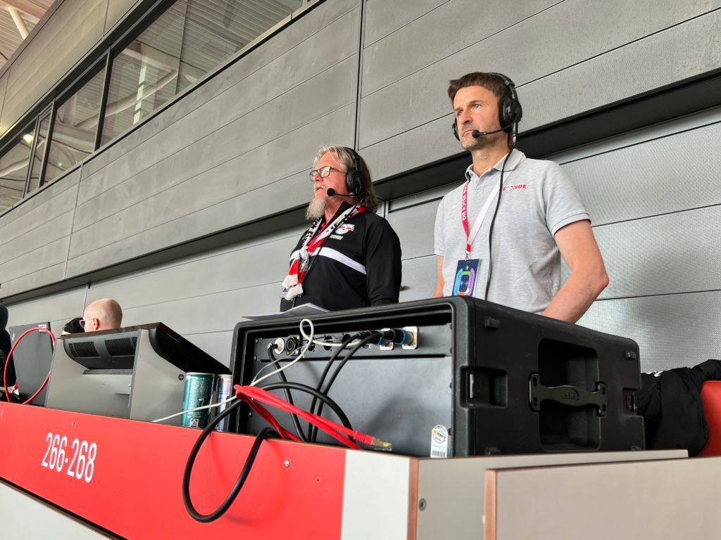 Reportage Barrierefreier Fußball: Audiokommentar. Ralf und Wolfgang vom Bullenfunk.FM