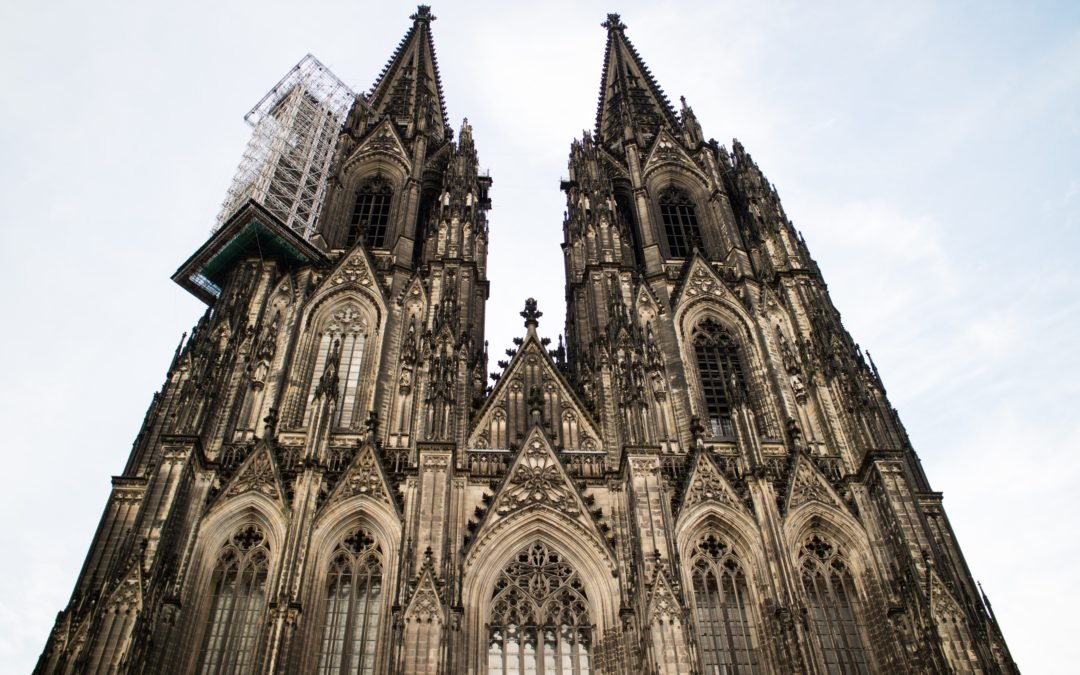 Glow Up Cologne – Gemeinsam Solidarität feiern