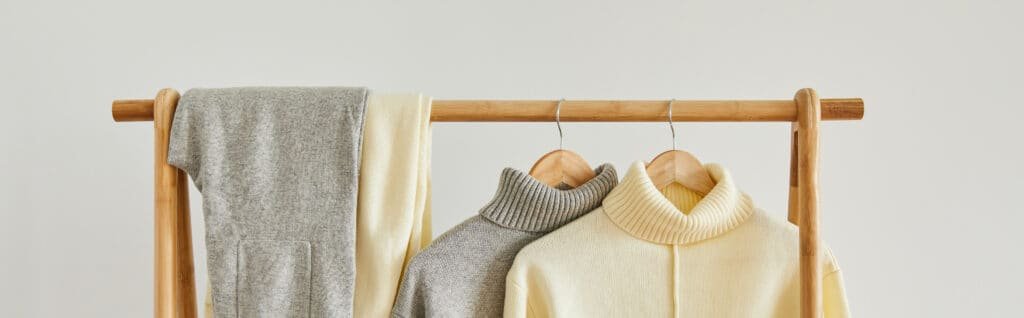 Unsere Redakteurin Lara schaut sich an, wie sich Nachhaltigkeit in den Bereichen Lebensmittel, Wohnen, Mobilität und Fashion günstig umsetzen lässt.