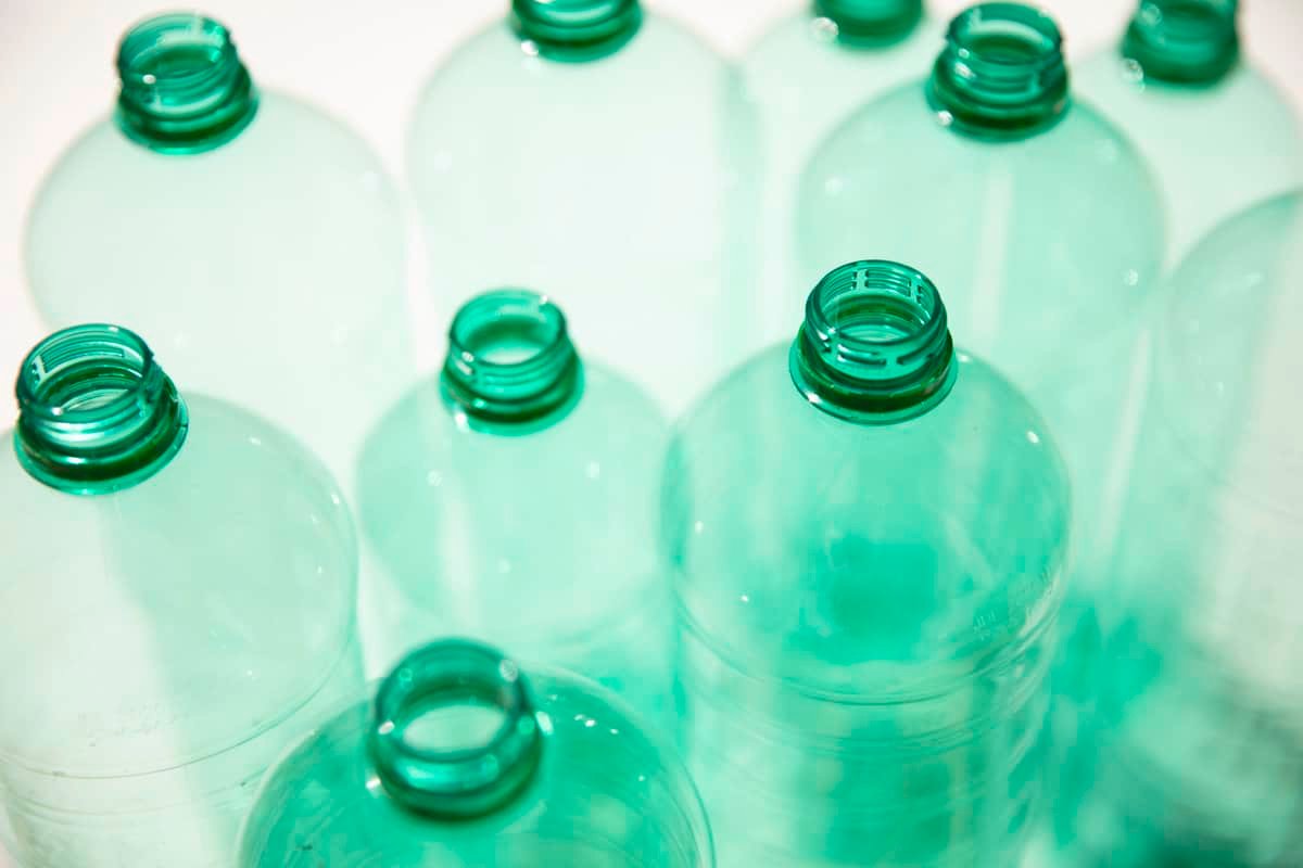 Neues Enzym hilft beim Abbau von Plastik und ist dank seiner Eigenschaften besonders effizient.