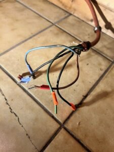 Als Hobby-Handwerkerin muss man Kabel richtig beschriften