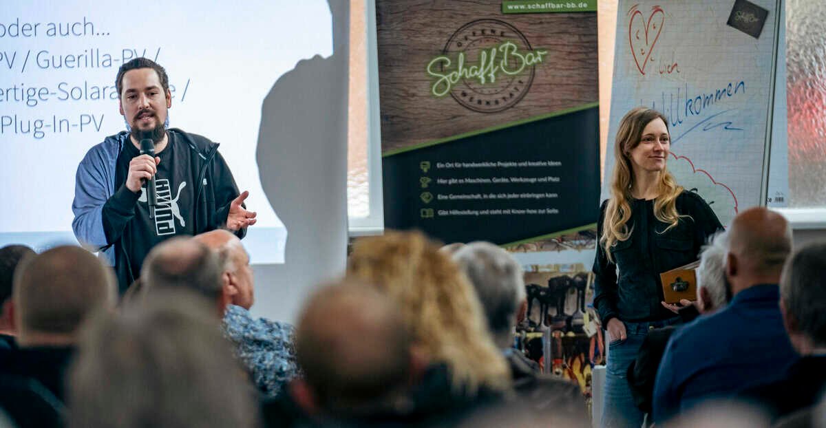 In unserer Serie „Nachbarn für Nachbarn” stellen wir euch regelmäßig Nachbarschaftsprojekte vor, die von der nebenan.de Stiftung gefördert werden. In Folge 5 geht es um “Es ist SchaffBar, Herr Nachbar!” - eine offene Werkstatt zum Reparieren, Werken, Gestalten in Böblingen in Baden-Württemberg.