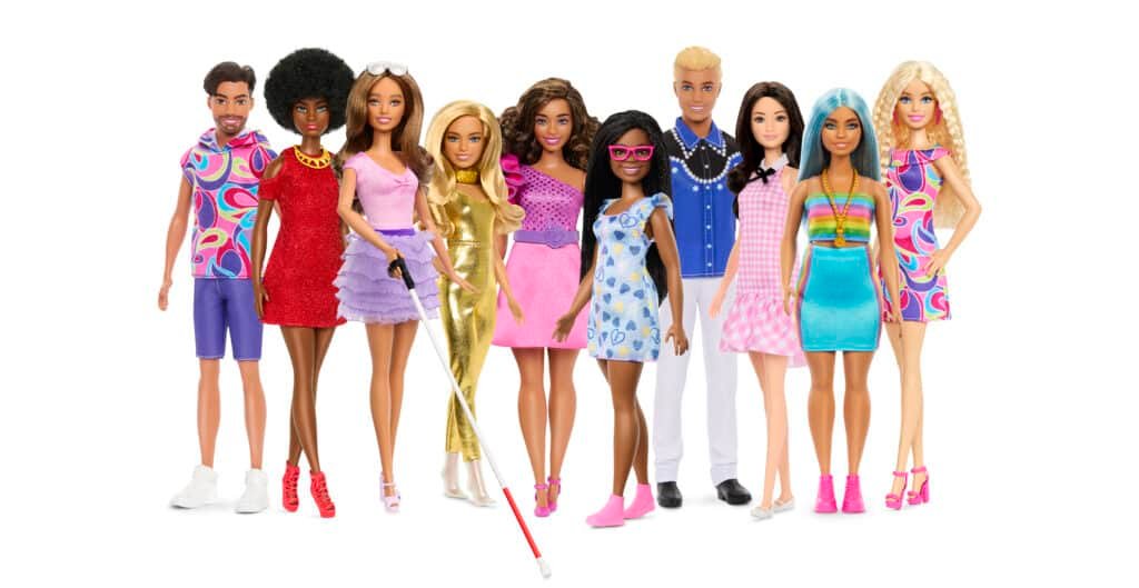 Die Spielzeugindustrie setzt verstärkt auf Vielfalt: Barbie im Rollstuhl, Lottie mit Hörgerät und LEGO Braille Bricks bringen Inklusion ins Kinderzimmer. Diese Innovationen fördern Repräsentation und Verständnis spielerisch.