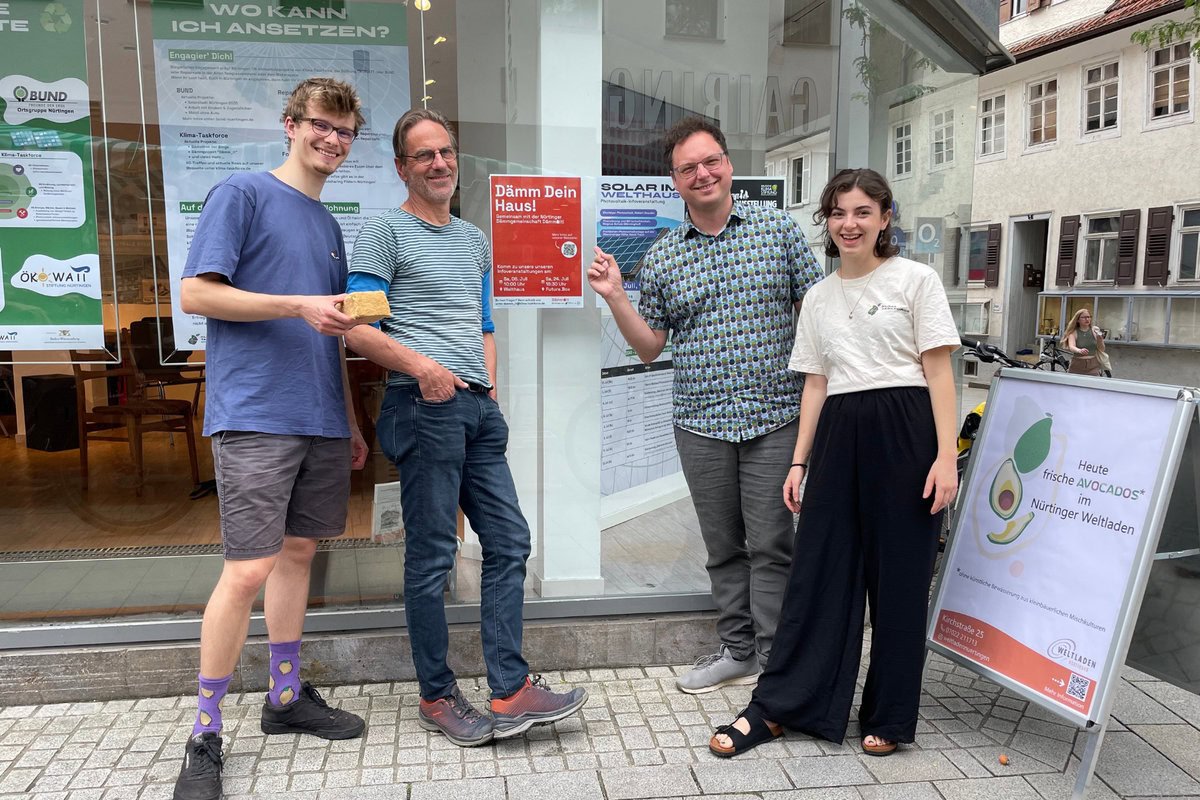 "Dämm_it" zielt darauf ab, mit nachhaltigen Dämmmaterialien Haus für Haus gemeinschaftlich im Eigenbau zu sanieren, um die Sanierungsquote zu erhöhen und die Nachbarschaften zu stärken.