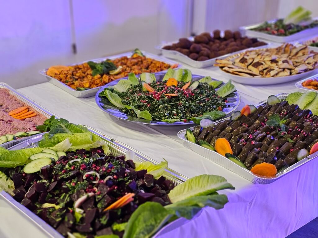 Libanesisches Buffet zur Premiere von "Danke" im WeBeyt