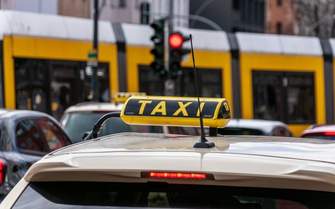 Sicherheit für Frauen: Köln startet Pilotprojekt mit Nacht-Taxi-Gutscheinen