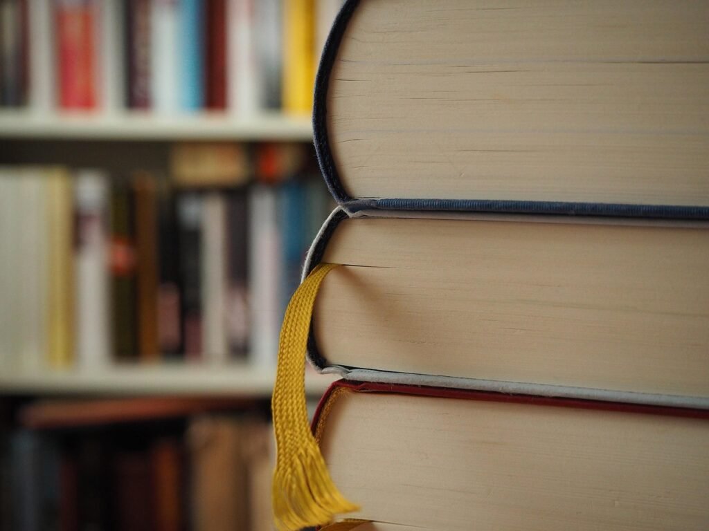 a book 2706733 1280