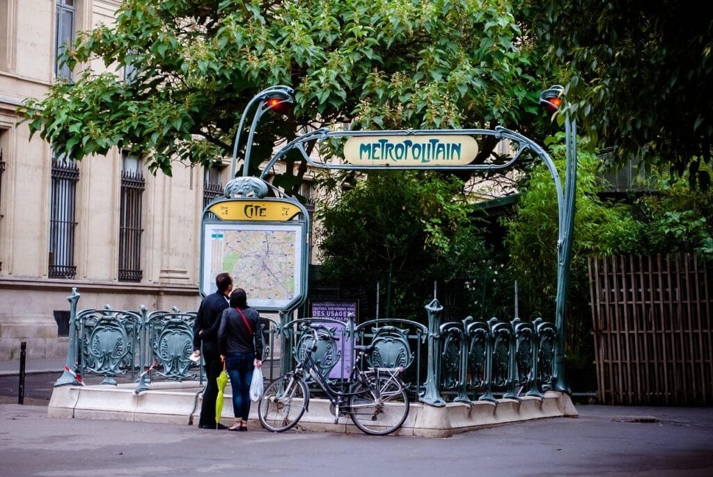 Paris schafft Papiertickets für Metro ab