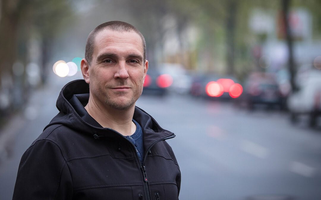 Vertrauen statt Macht: Wie Oliver von Dobrowolski mit „BetterPolice“ eine bessere Polizei möglich machen will