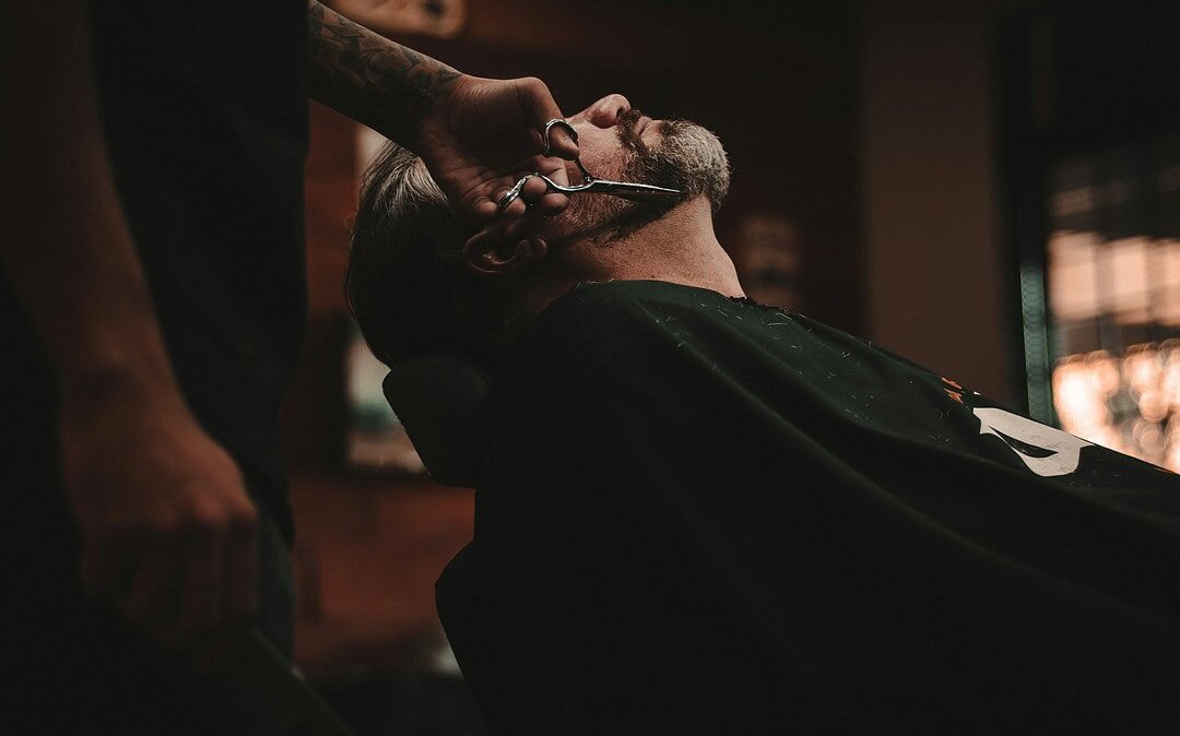 Barbershops in Kenia werden zu Orten für mentale Gesundheit