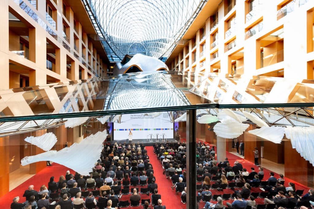 Der Sustainable Economy Summit in Berlin macht sichtbar: Nachhaltigkeit ist mehr als ein Ziel, sondern Teil wirtschaftlicher Realität.