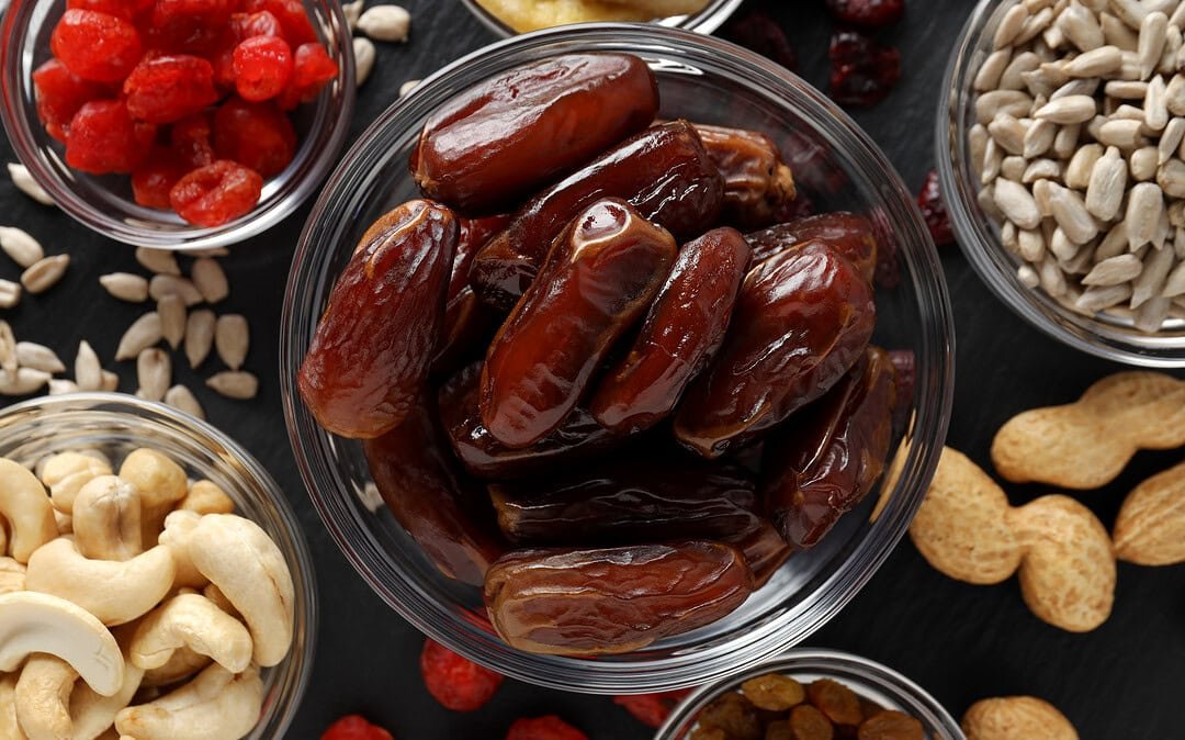 Warum Datteln als natürlicher Snack immer beliebter werden