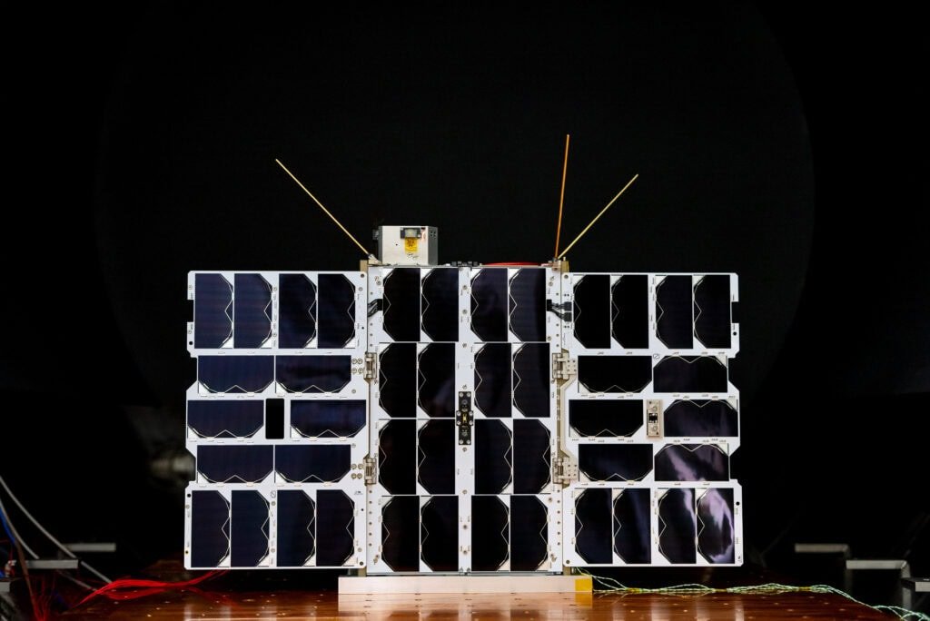 satellite lemu nge thermal vaccum chamber